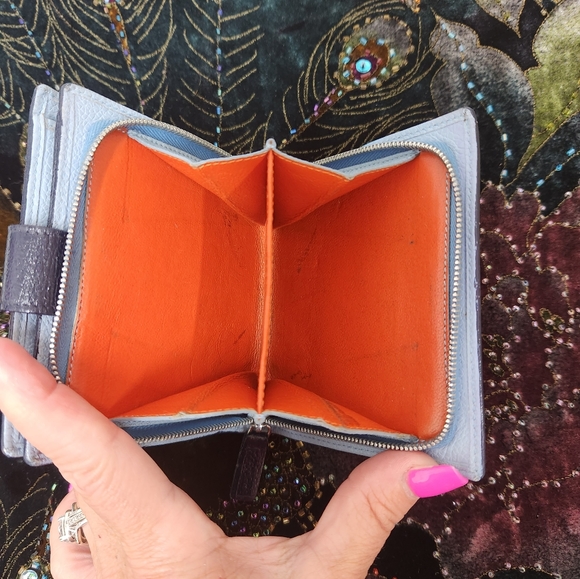 Bulgari Wallet - Picture 11 of 14